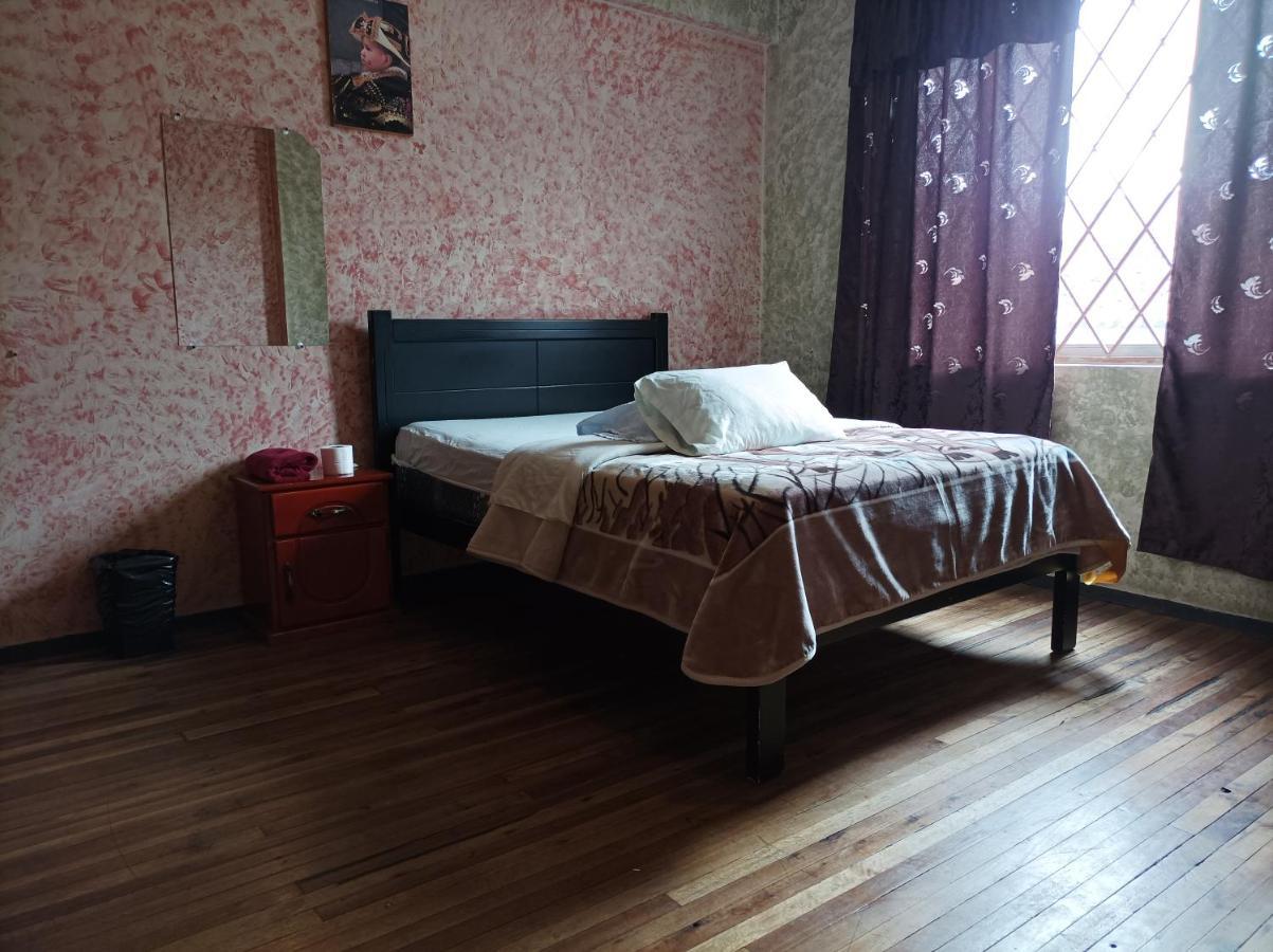La Perla Cuencana Hostal Exteriér fotografie